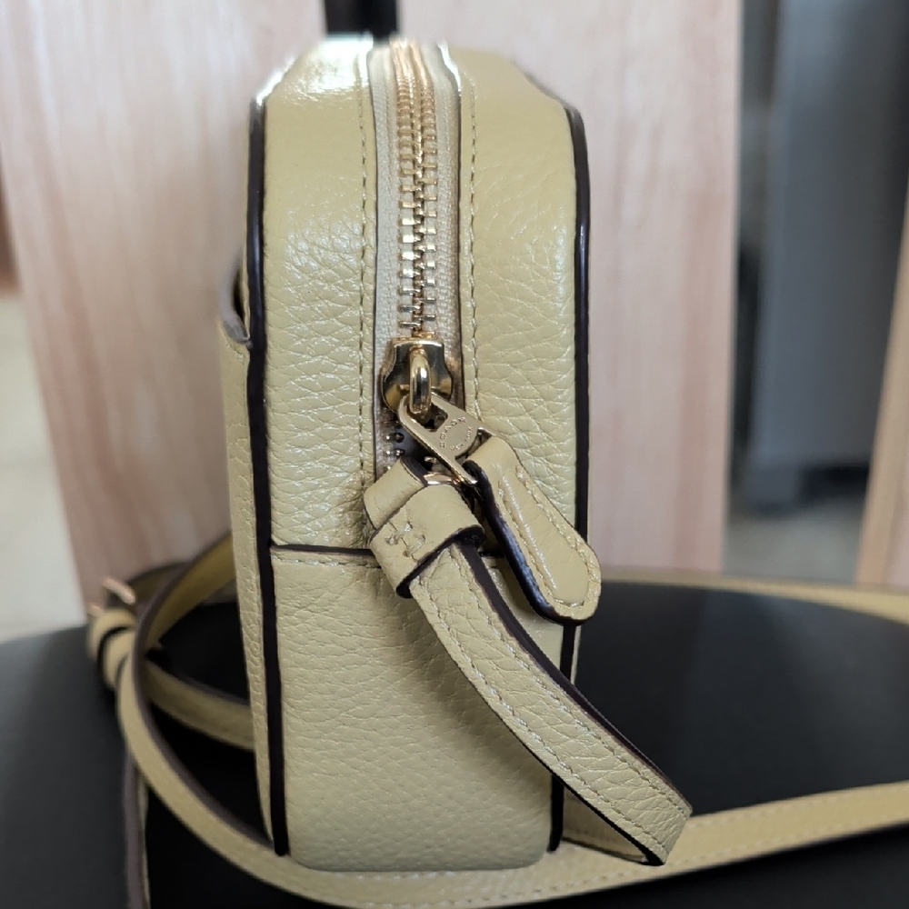 Coach X Disney "Belle" Mini Camera Bag Crossbody, Pebbled Leather (C3404) EUC - Picture 6 of 10